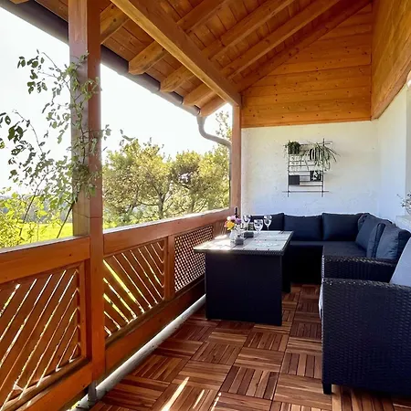 펜션 Gustis Huesli - Alpensicht & Pur By Interhome 호헨스반트