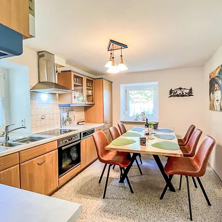 Gustis Huesli - Alpensicht & Pur By Interhome * 호헨스반트