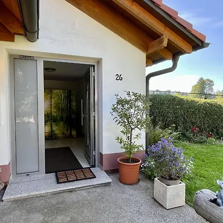 Gustis Huesli - Alpensicht & Pur By Interhome *